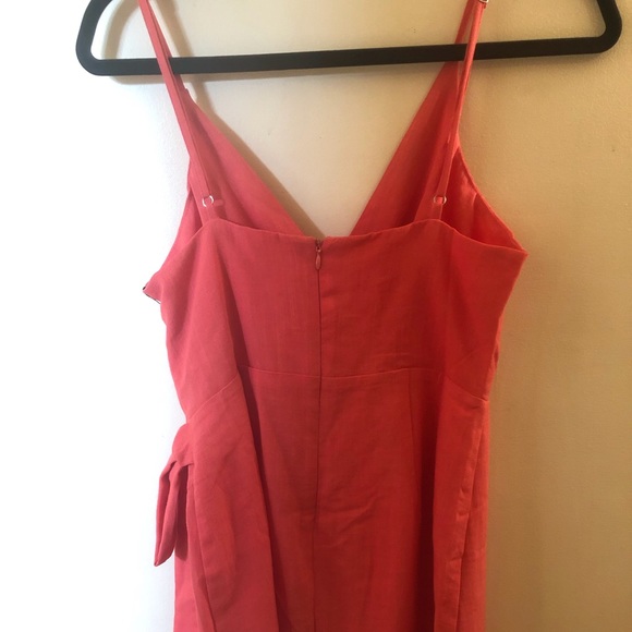 Cute mini dress! - Picture 2 of 3